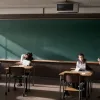 Educația în declin: analfabetismul cucerește lumea