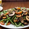 Rețetă estivală revigorantă: Escabeche de ciuperci și fasole verde