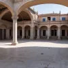 Reduceri în Educație și Jocuri Politice: Analiza Politicii Educaționale din Valencia