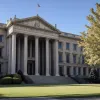 Președintele Senatului spaniol, acuzat că a trecut informații false despre educație pe site-ul oficial