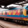 Patru persoane reținute pentru graffiti de șapte metri pe un tren în El Vendrell (Tarragona)