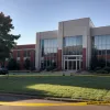 Atac armat într-o școală catolică din Minneapolis: cel puțin doi morți