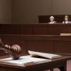 Guvernatorul Rezervei Federale, Lisa Cook, dă în judecată pe Trump pentru încercarea de a o demite