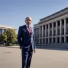 Veto-ul asupra bugetului de sănătate: o amenințare pentru poziția lui Javier Milei înaintea alegerilor