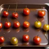 Roșii cherry coapte în friteuza cu aer: 4 rețete simple