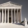 Curtea Supremă a SUA va analiza rapid legalitatea taxelor vamale ale lui Trump