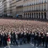 Franța în flăcări: Imagini de la protestele majore împotriva reducerilor