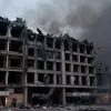 Incendiu la hotelul Hilton din Kathmandu: Clădirea afectată după proteste