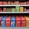 Taxa pe băuturile răcoritoare: armă împotriva obezității sau sursă de venituri?