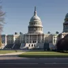 Scandal la Washington: Marea Britanie îl demite pe ambasadorul său din cauza legăturilor cu Epstein